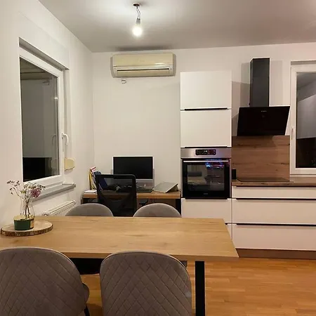 Mely Rose Apartment Ljubljana